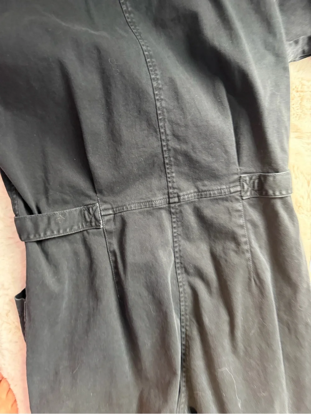 Velvet by Graham & Spencer streamlined black